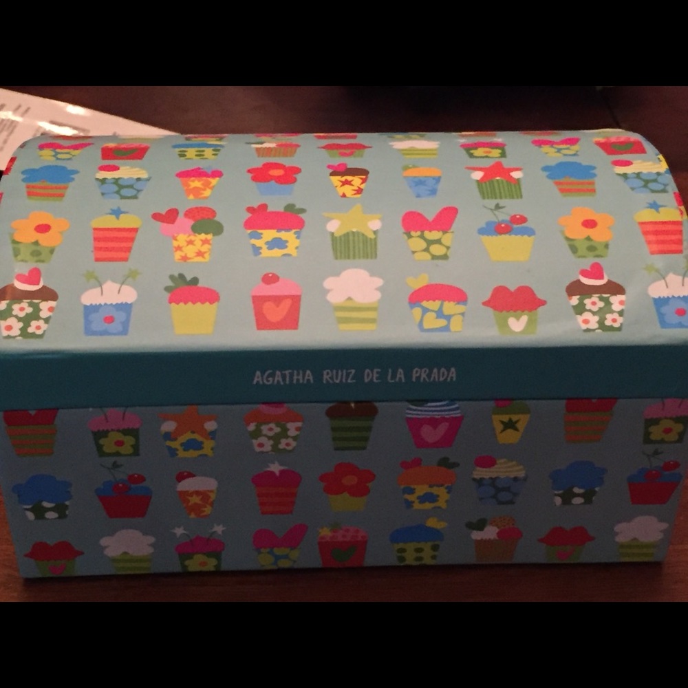 Agatha Ruiz de la prada jewelry box